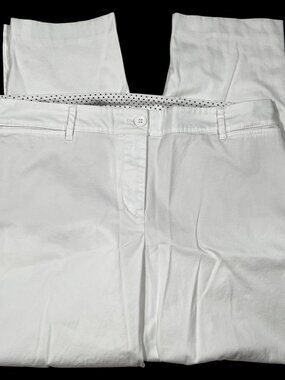Talbots Perfect crop chino pants button hem Women's size 8 White